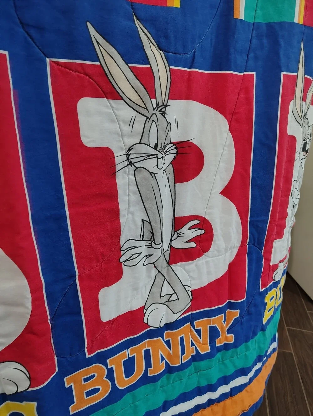 1997 Warner Bros. Bugs Bunny Looney Tunes Twin Size Comforter Bedding Vintage